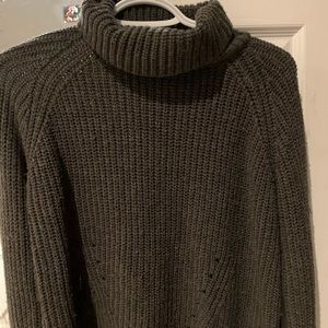 Dark olive cropped turtle neck